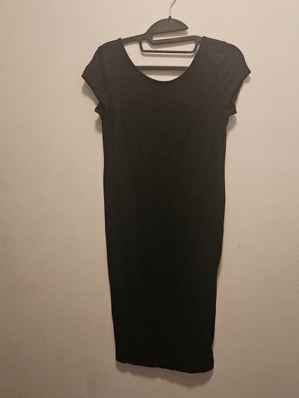 H&M Black Short Sleeve Scoop Neck Mini Dress